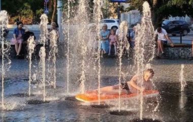 Тротуарні сухі чи інші міські фонтани. Важливість дезінфекції